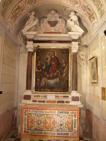 Ensemble de l'autel secondaire de la Vierge