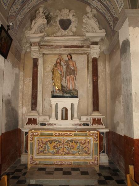 Ensemble des fonts baptismaux