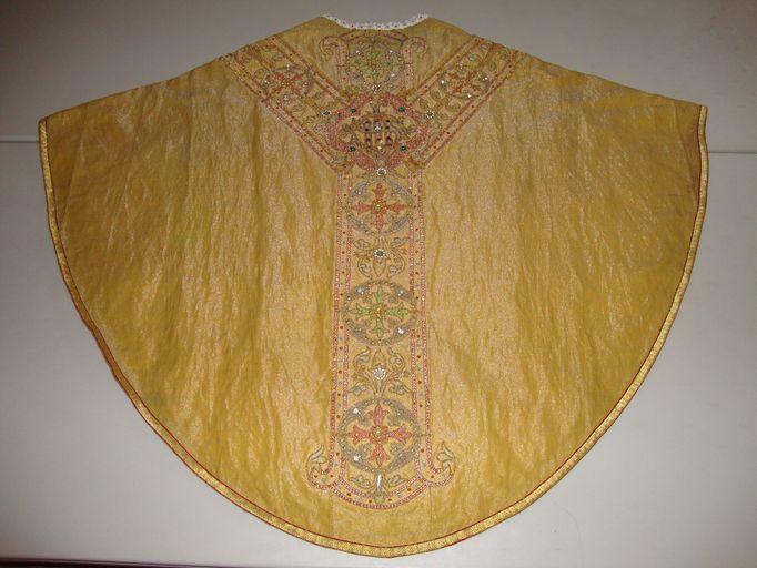 Chasuble, manipule (ornement doré)