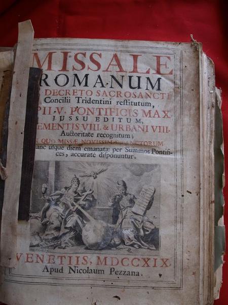 Livre (No 1) : missel romain