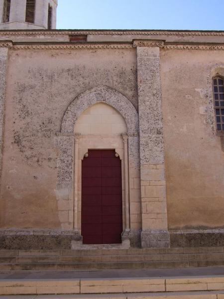 Vue partielle de l'élévation latérale nord.