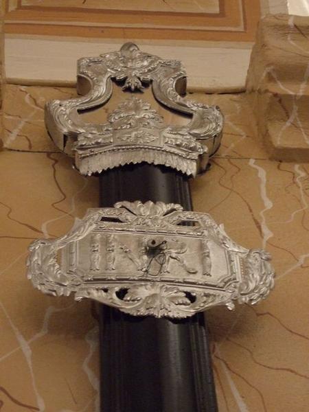 Détail : Extrémité de la croix et titulus. - © Collectivité Territoriale de Corse