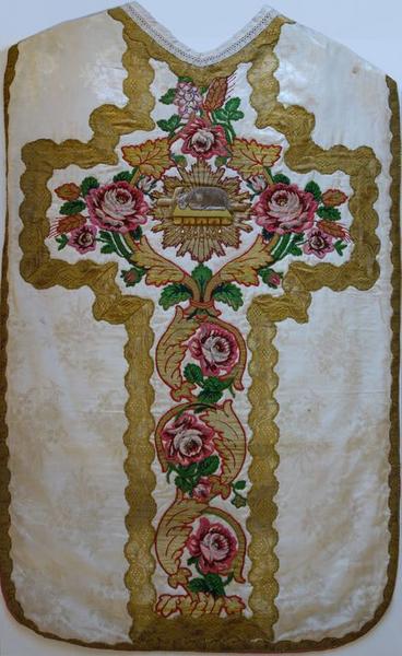 Chasuble, étole, manipule (ornement blanc) (No 1)