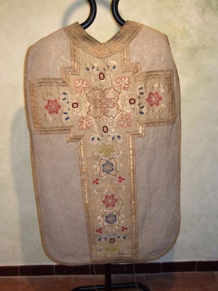 Chasuble (ornement blanc) (No 3)