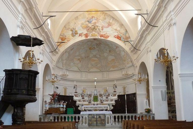 Vue d'ensemble du choeur prise après la restauration en 2015.