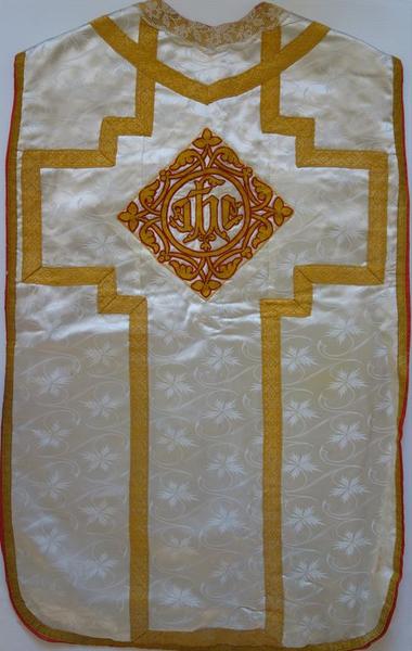 Chasuble ; étole ; manipule (ornement blanc) (No 14)