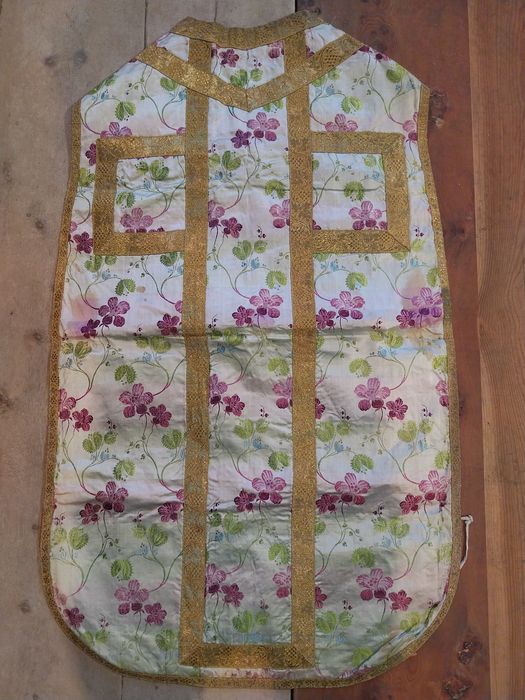 chasuble