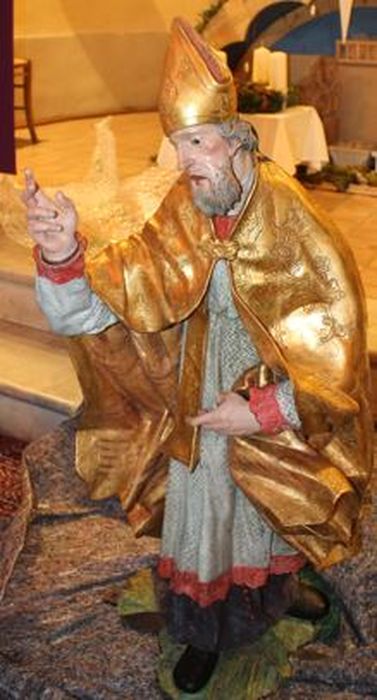 statue : Saint Nicolas et les enfants, vue partielle