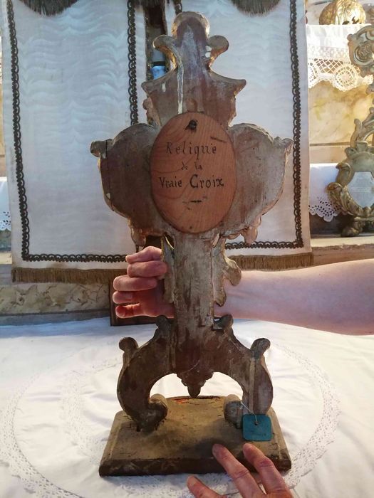 paire de reliquaires : Vraie Croix (revers)