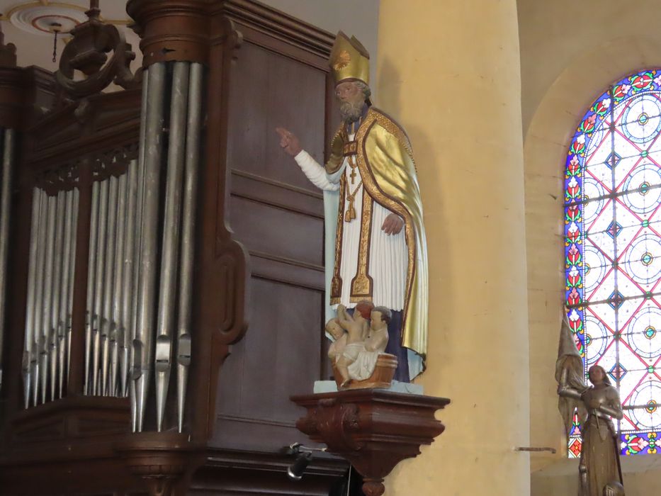 statue : Saint Nicolas