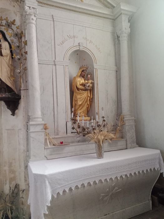 autel latéral, retable, statue : Vierge à l’Enfant