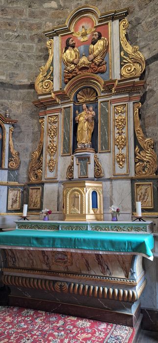 retable du maître-autel, tabernacle, fronton : Couronnement de la Vierge par la Trinité