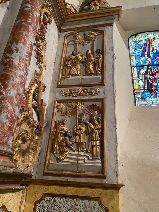 retable du maître-autel, détail de deux bas-reliefs