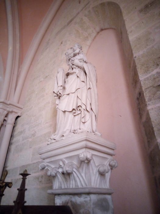 statue : Vierge à l'Enfant