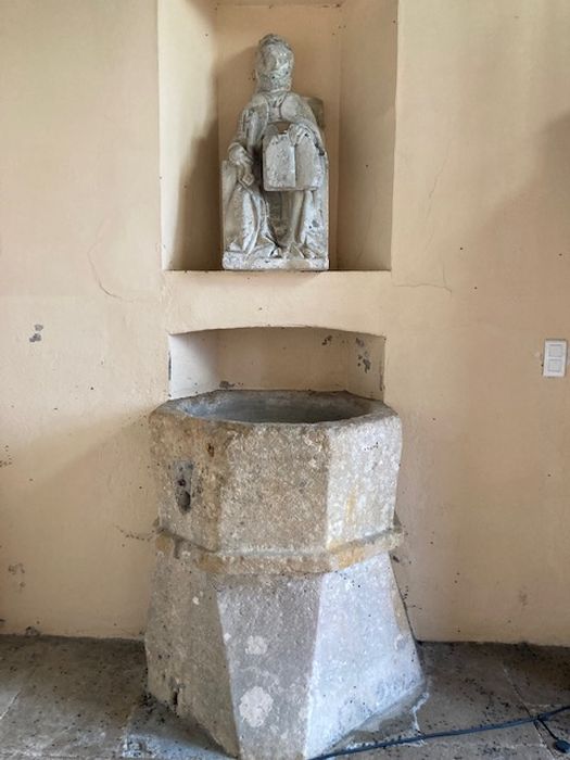 statue : Saint Pierre