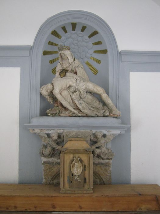 groupe sculpté : Vierge de Pitié