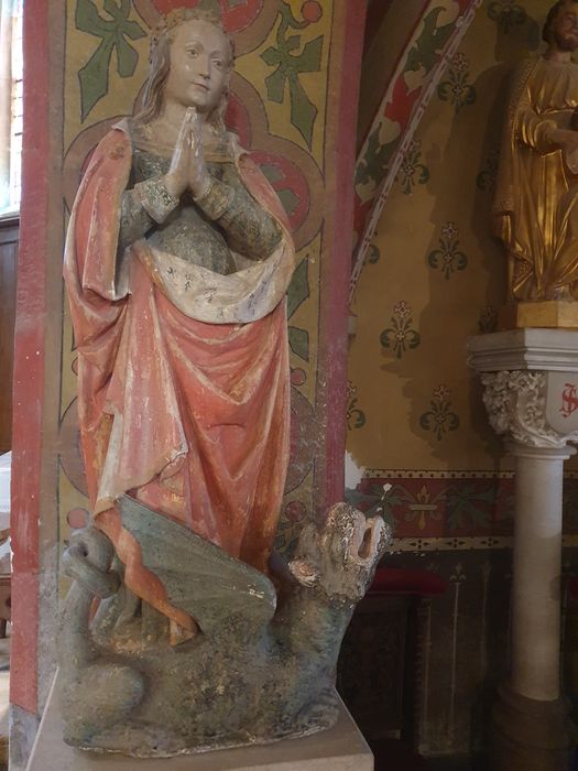 statue : Sainte Marguerite