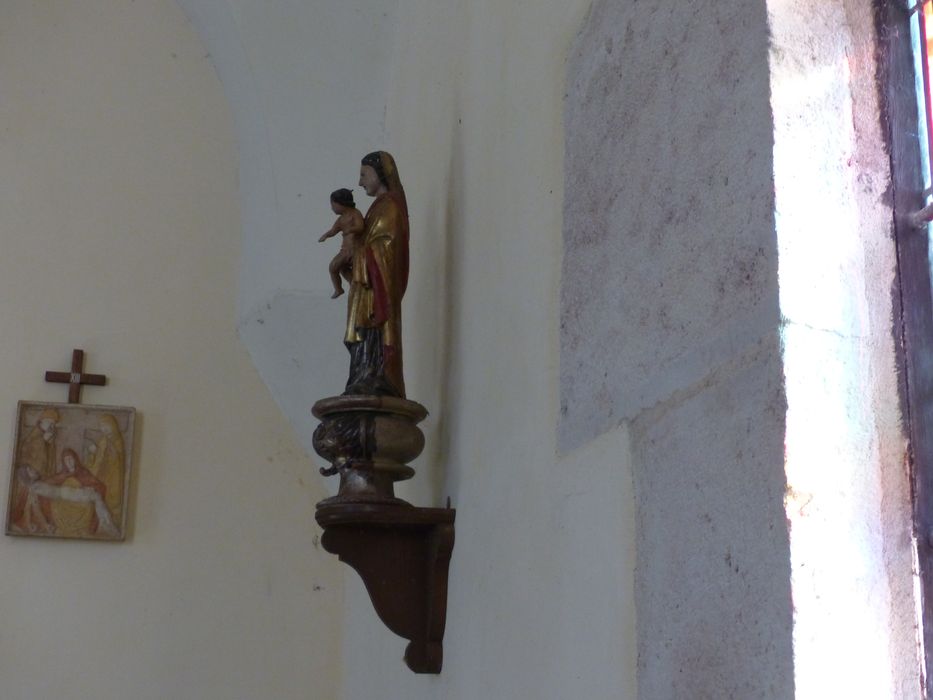 statue : Vierge à l'Enfant