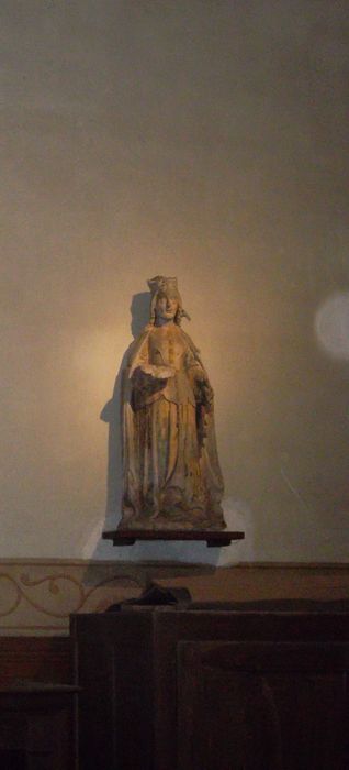 statue : Sainte Reine