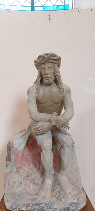 statue : Christ de Pitié