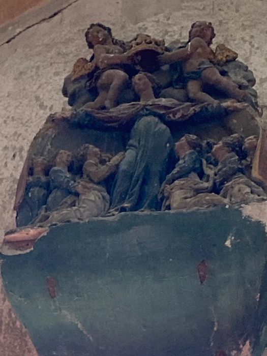 groupe sculpté : Vierge auxiliatrice ou sainte Ursule et ses compagnes