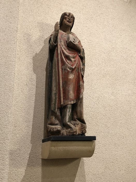 statue : Saint