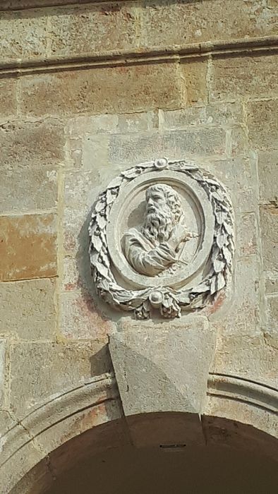 bas-relief : Saint Barhélémy