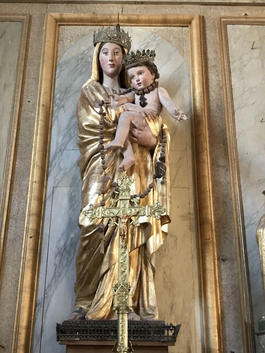 statue : Vierge à l'Enfant