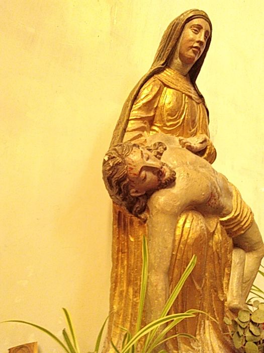 statue : Vierge de Pitié