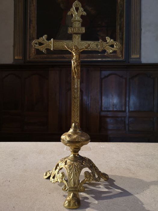 croix d'autel (garniture d'autel n°3) - © Ministère de la Culture (France), Collectif Objets – Tous droits réservés