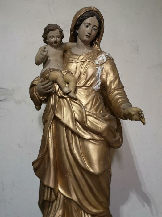 statue : Vierge à l'Enfant, vue partielle - © Ministère de la Culture (France), Collectif Objets – Tous droits réservés