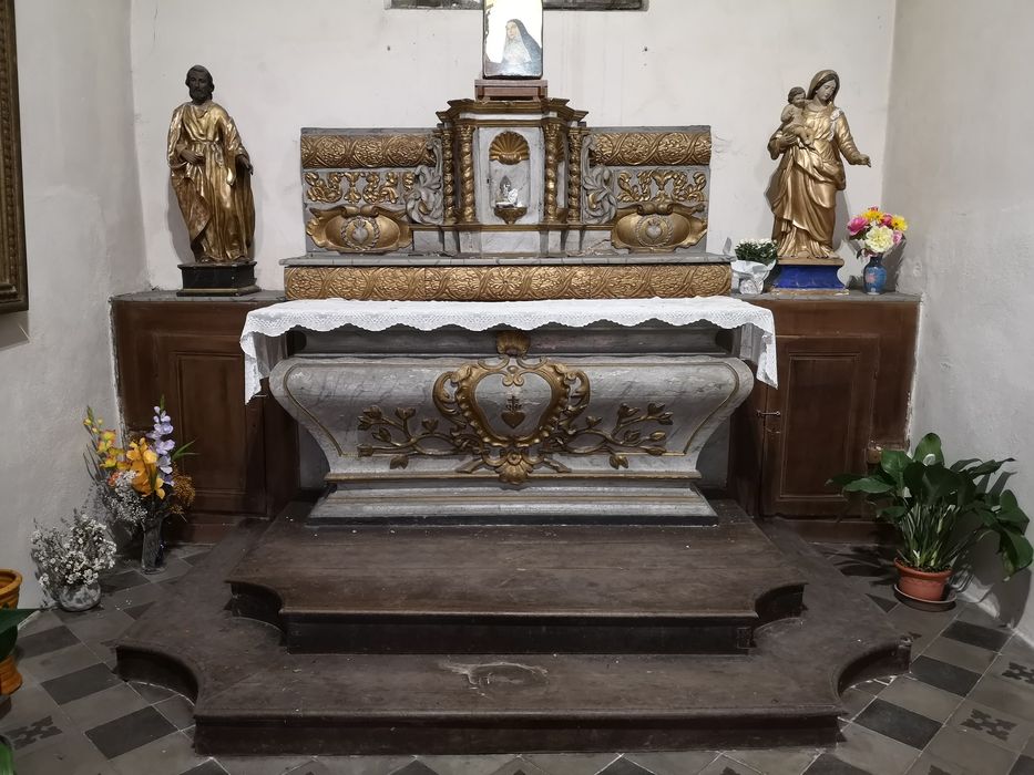 autel, gradins d'autel et tabernacle n°1