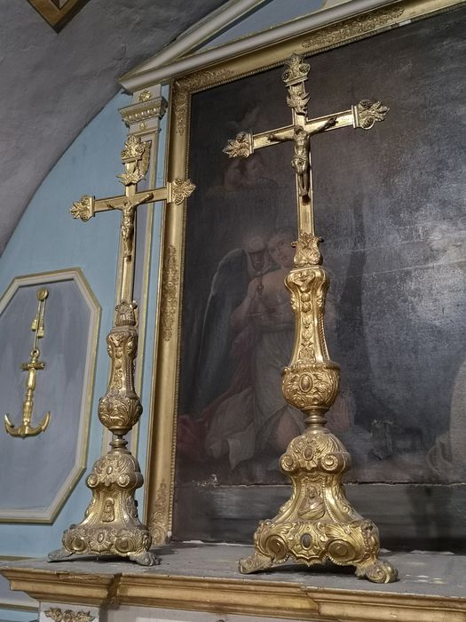 croix d'autel (garnitures d'autel n°1 et n°2) - © Ministère de la Culture (France), Collectif Objets – Tous droits réservés