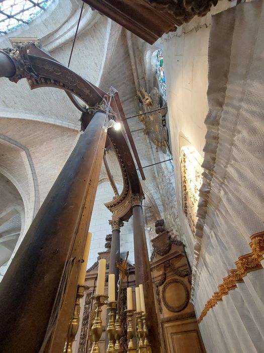 baldaquin du maître-autel, vue partielle