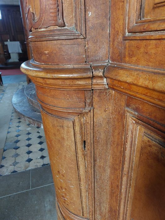 lambris de revêtement du choeur, détail