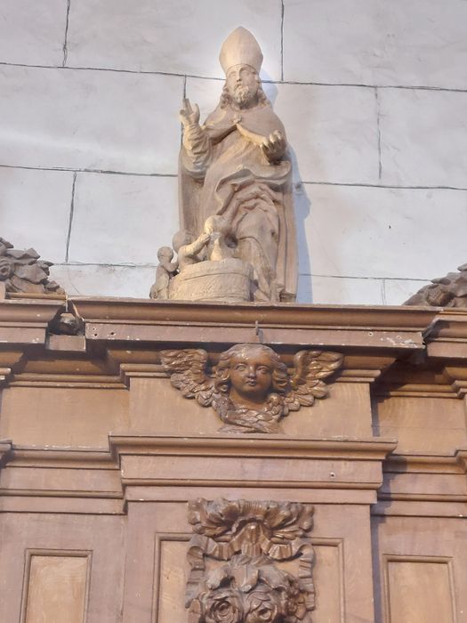 groupe sculpté : Saint Nicolas et les enfants