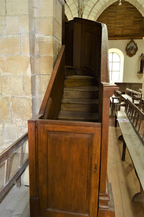 chaire à prêcher, escalier d’accès