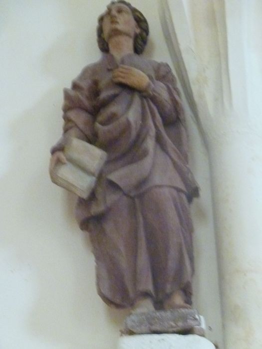 statue : Saint Jean