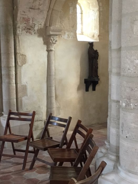 statue : Vierge à l'Enfant