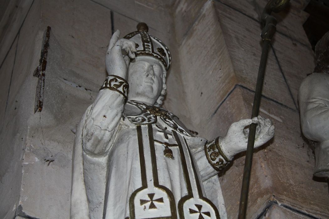 statue : Saint Éloi, vue partielle
