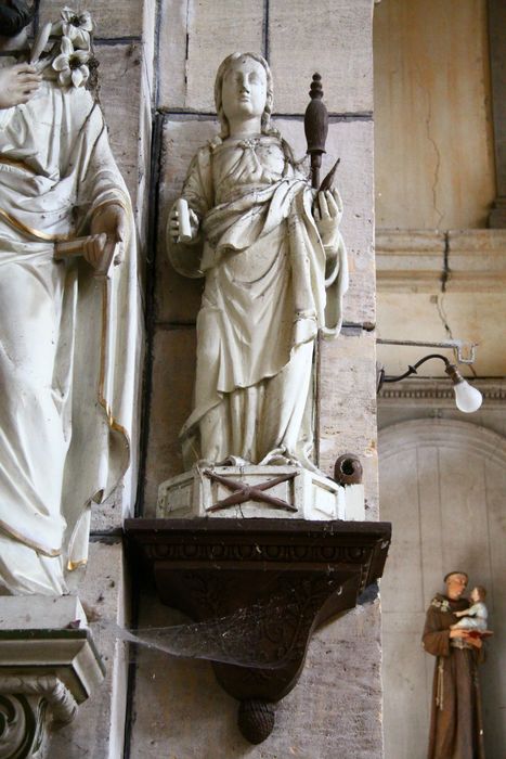 statue : Sainte Ménéhould