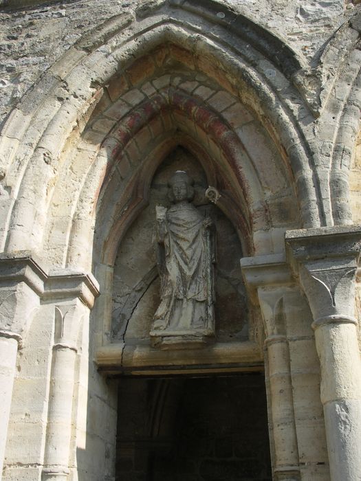 statue : Évêque