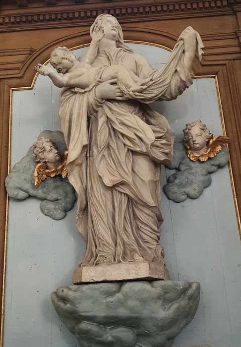 statue : Vierge à l'Enfant