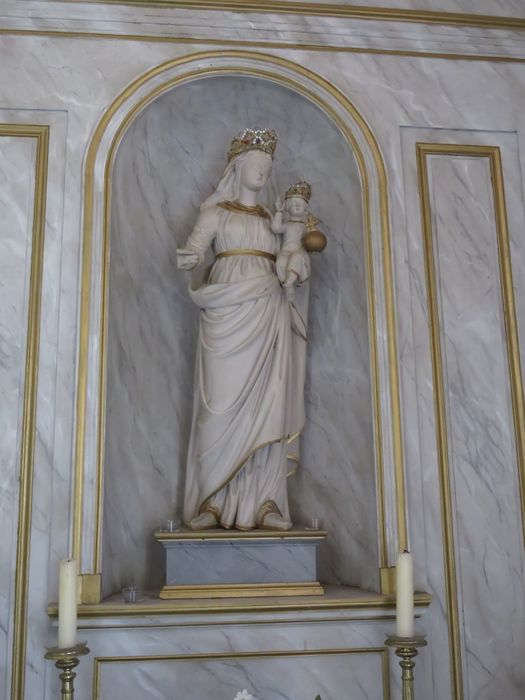 statue : Vierge à l'Enfant