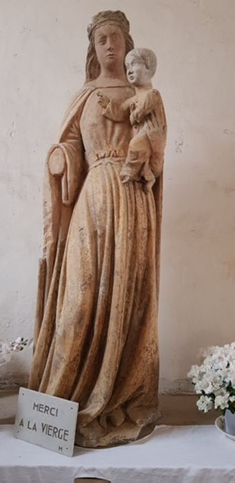 statue : Vierge à l'Enfant