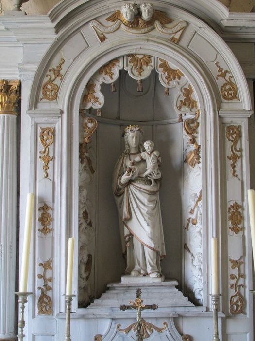 statue : Vierge à l'Enfant