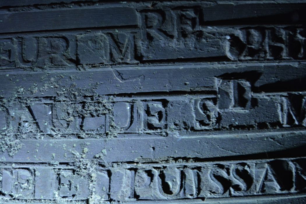 cloche, détail de l’inscription