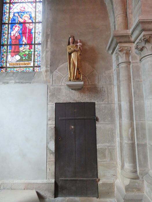 statue : Vierge à l'Enfant