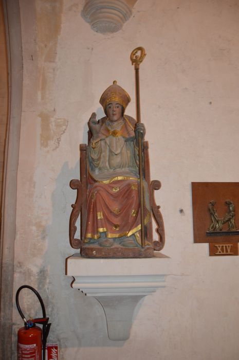 statue : Saint Évêque bénissant