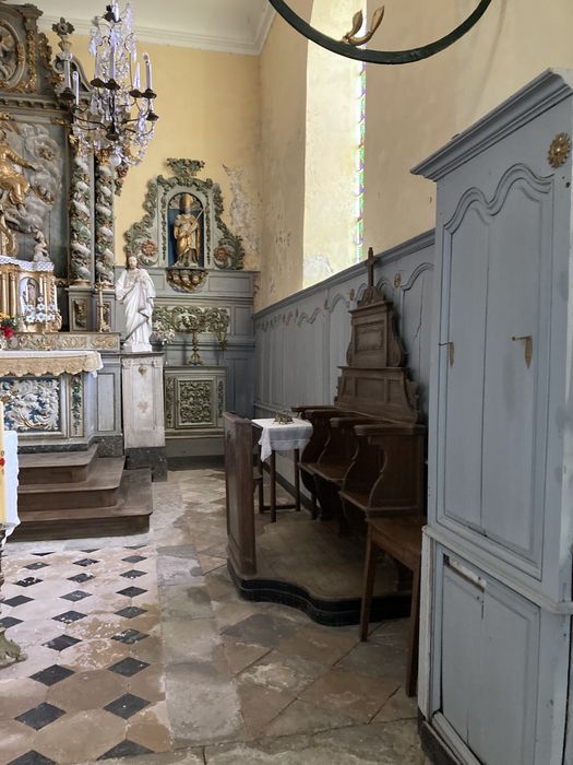 lambris de revêtement du choeur, vue partielle